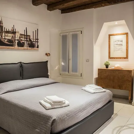 Venetian Mood Private Apartment