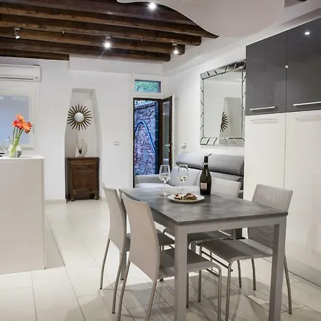 Venetian Mood Private * Velence